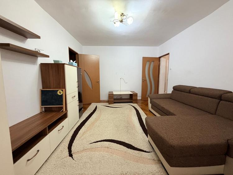 Apartament cu 2 camere - et 3 - zona Calea Sagului - 5