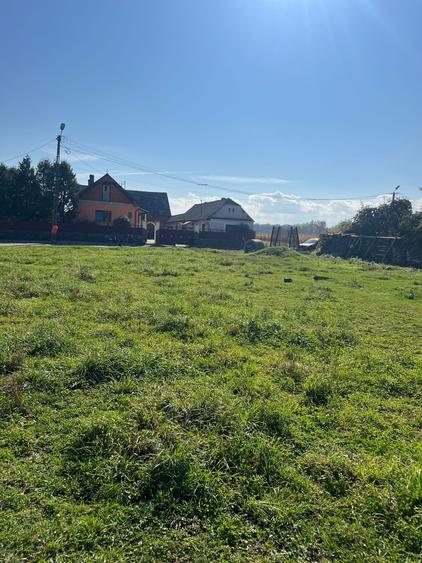 Teren intravilan, 518 mp,, front asfalt, utilitati - 2