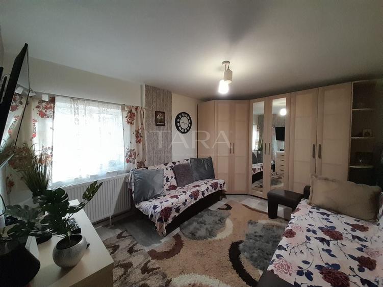 Vanzare apartament la curte comuna in zona centrala - 3