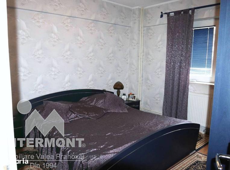 Apartament 3 camere - Etaj 1 - 2 bai - Centrala - Mobilat - 6