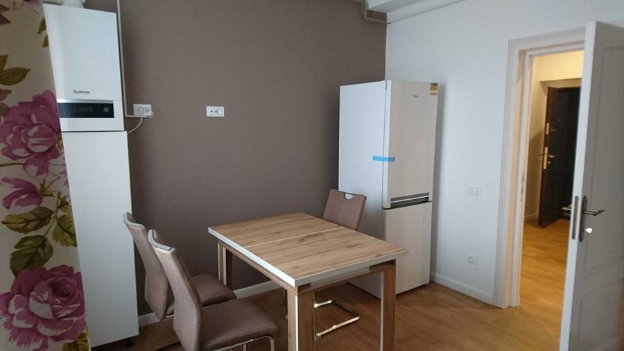 Inchiriez apartament 2 camere - 2