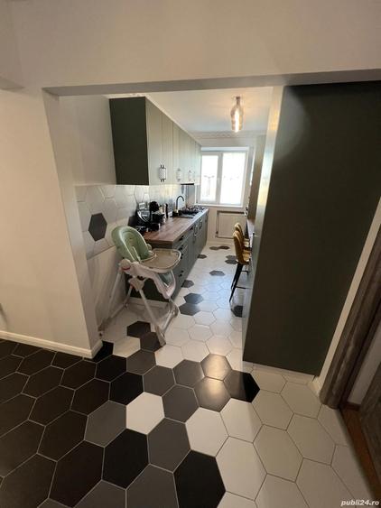 Inchiriem Ap. 3 camere decomandat, Bd. Tomis, Zona Macu Rosu - 8