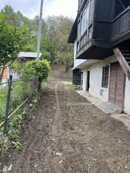 Casa de vacanta cu teren Comarnic - 6