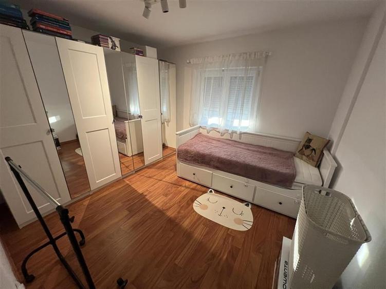 Ap 4 camere,renovat,3 AC, centrala, mobilat si utilat, Petre Liciu - 12