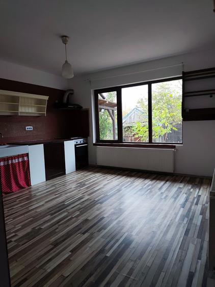 FARA COMISIOANE casa cu 5 camere 2 bai P+M doar sa va mutati merita vazuta - 9