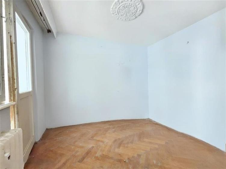 Zona Cora, 2 Camere, etaj 1 - 3