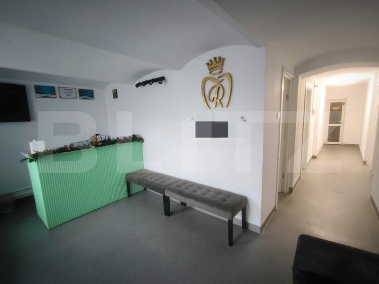 Cabinet stomatologic, 65 mp, zona Bariera Valcii - 1