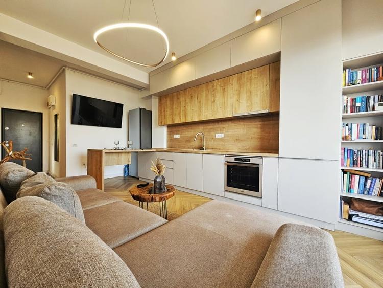 Apartament cu vedere catre lac si vibe de Pinterest - 2