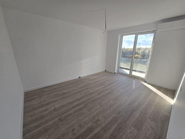 Etaj intermediar. Decomandat. Bucatarie inchisa. - 4