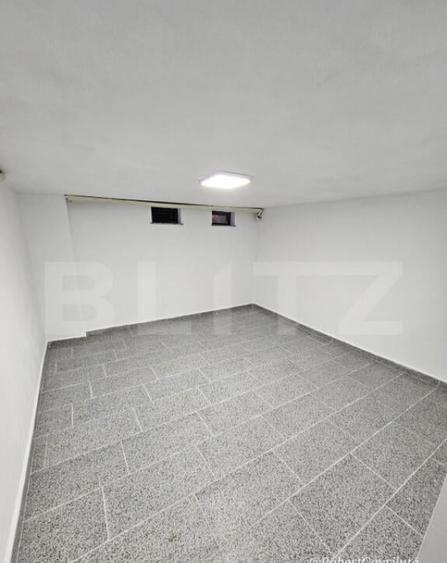 Apartament cu 4 camere, 100 mp, zona Centrala - 1