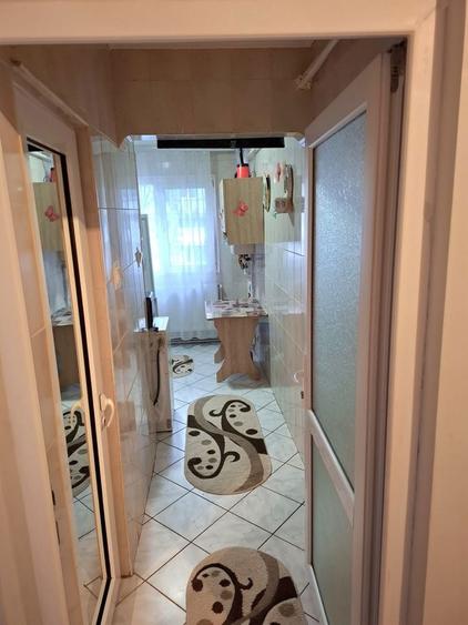 Vand apartament decomandat - 4