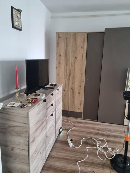 43 mp de vanzare in zona Prosper Mall 13 Sepembrie - 2