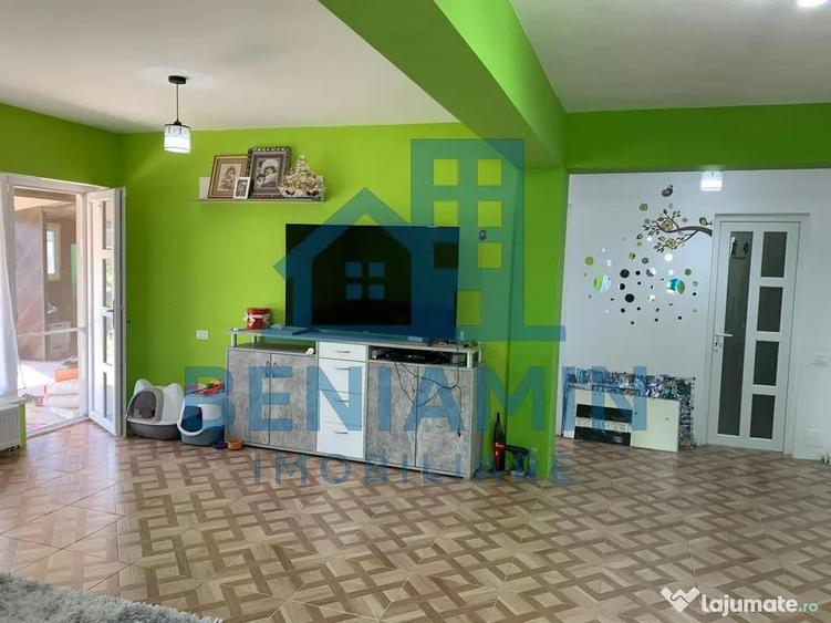 Casa spa?ioasa P+M de vanzare cartier Bordei - 4