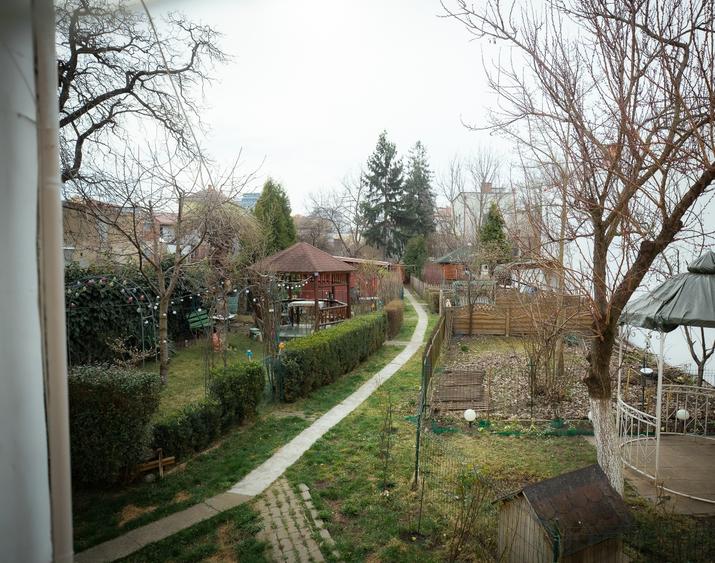 🌿 Oază de liniște în centrul orașului – Apartament 3 camere cu curte, etaj 1 - 8