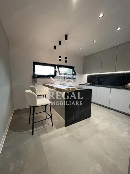 Casa moderna tip duplex, ideala pentru 2 familii in loc. Strei - 3