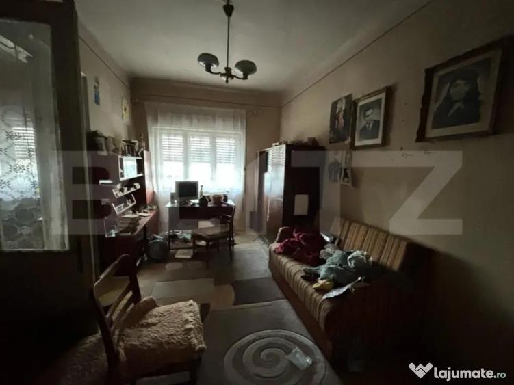 Casa de vanzare in suprafata de 100 mp localizata central i - 2