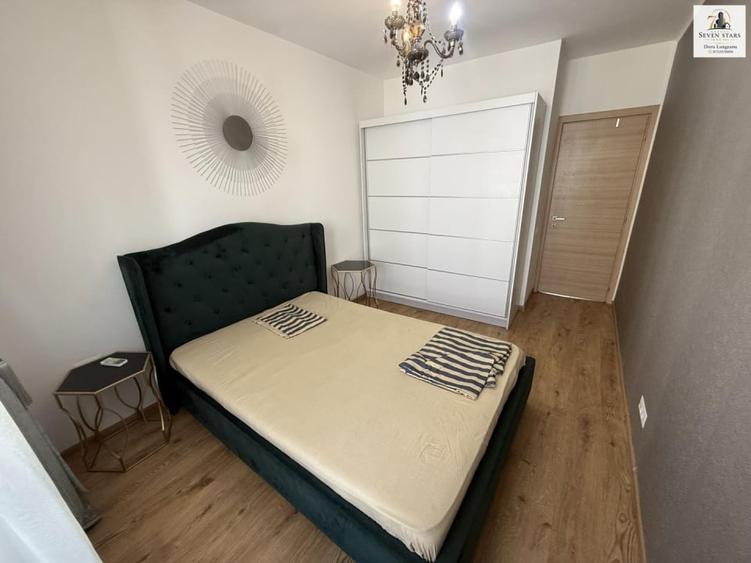 Apartament cu 10 camere, mobilat în Parcul Carol