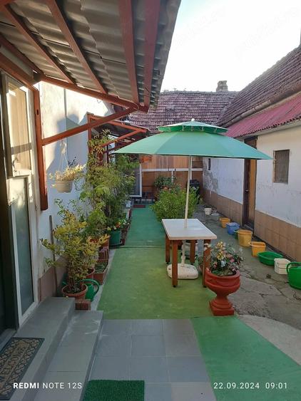Apartament cu 3 camere decomandat în Aradul Nou