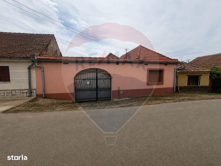 Casă cu 4 camere în Pișchinți
