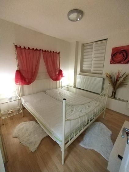 Apartament cu 2 camere decomandat în Lipovei