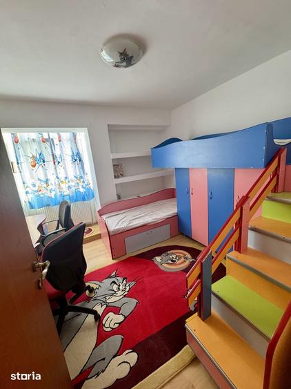 Apartament cu 3 camere în Unirii Nord