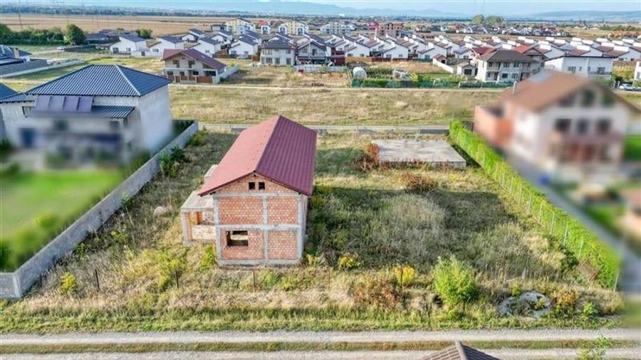 Teren Construcții intravilan de 462 mp, în Sânpetru