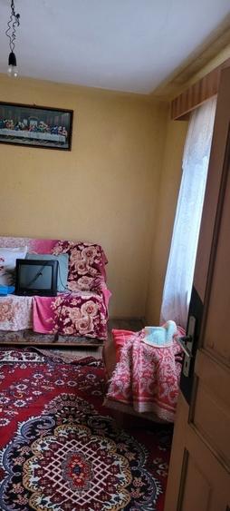 Casă cu 4 camere în Vădăstrița