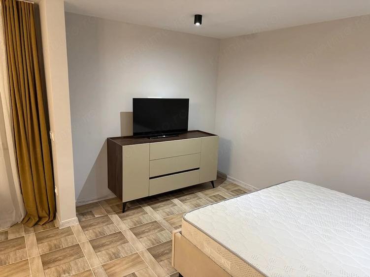 Garsonieră decomandată în Tei