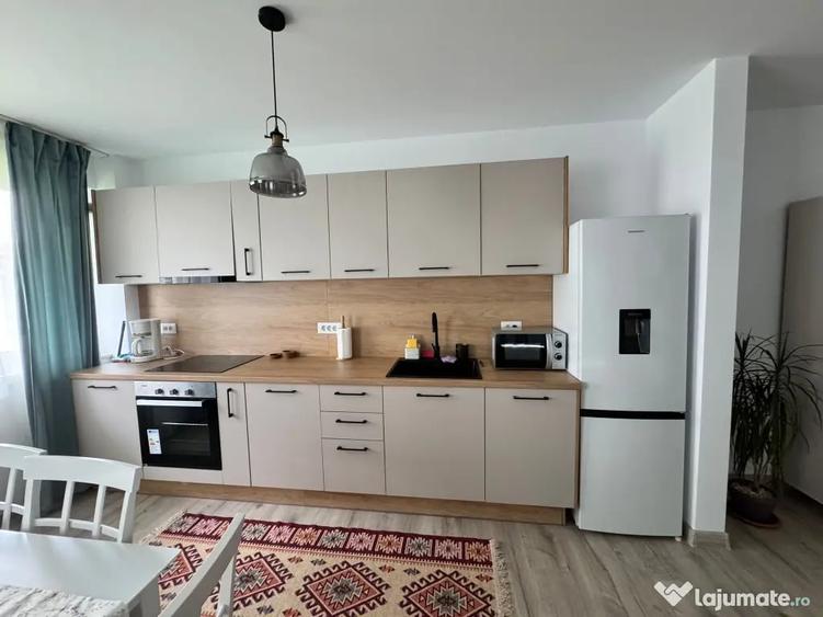 Apartament 2 camere Tractoru - Coresi regim hotelier - 1