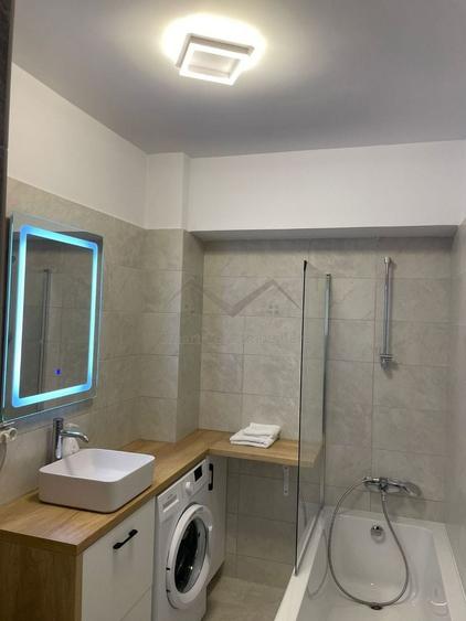 Apartament cu 2 camere decomandat în Metalurgie