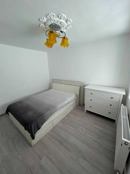 Casă cu 3 camere decomandat cu Teren 600 Mp în Central