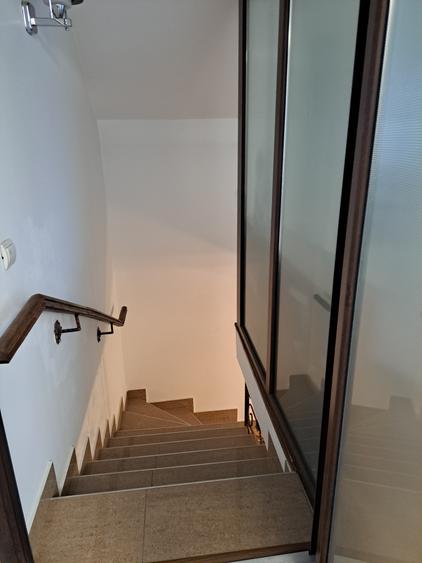 VILA IN REGIM DE INALTIME PARTER SI ETAJ ULTRAFINISATA PE 19 ARI TEREN - 30