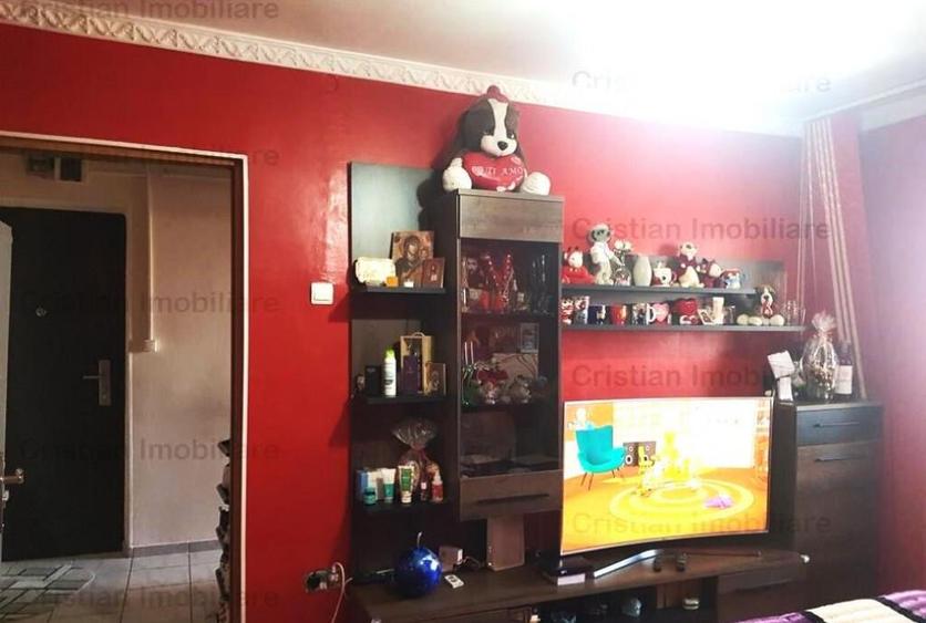 2 cam 41mp zona Calea Galati Etaj 3 partial mobilat - 9