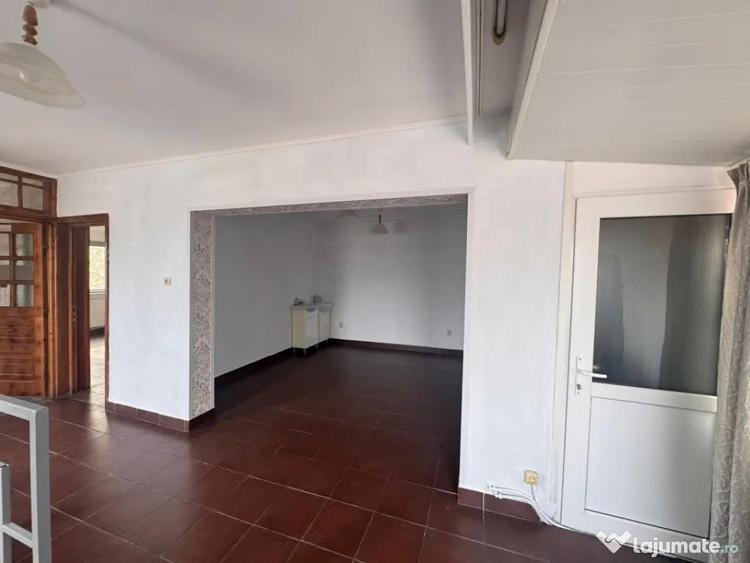 Casa P+1 de vanzare in zona Delfinariu - 13