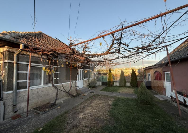 Teren 850 mp in Sannicoara + casa veche demolabila l