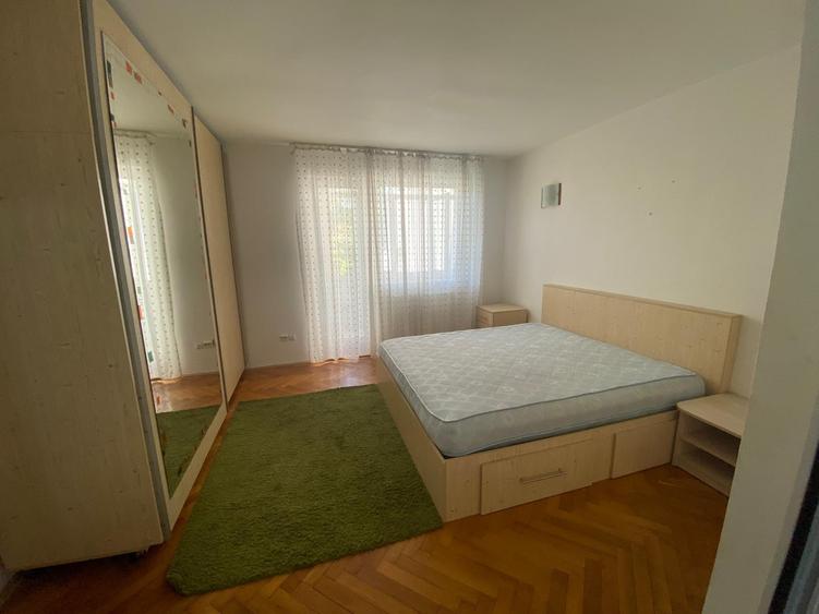 Apartament cu 3 camere, doua bai, Copou, Gaudeamus - 1