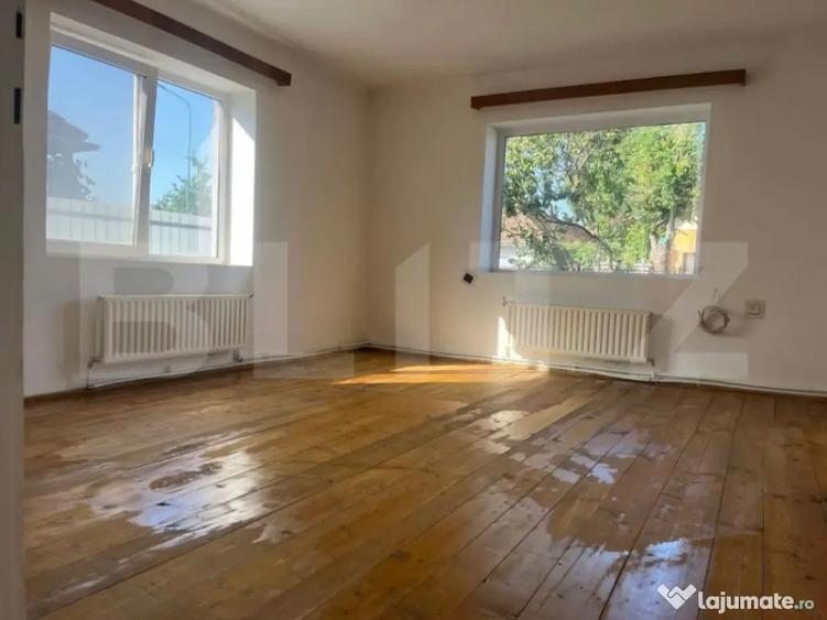 Casa spatioasa cu 3 camere, cartier Stupini, Brasov - 1