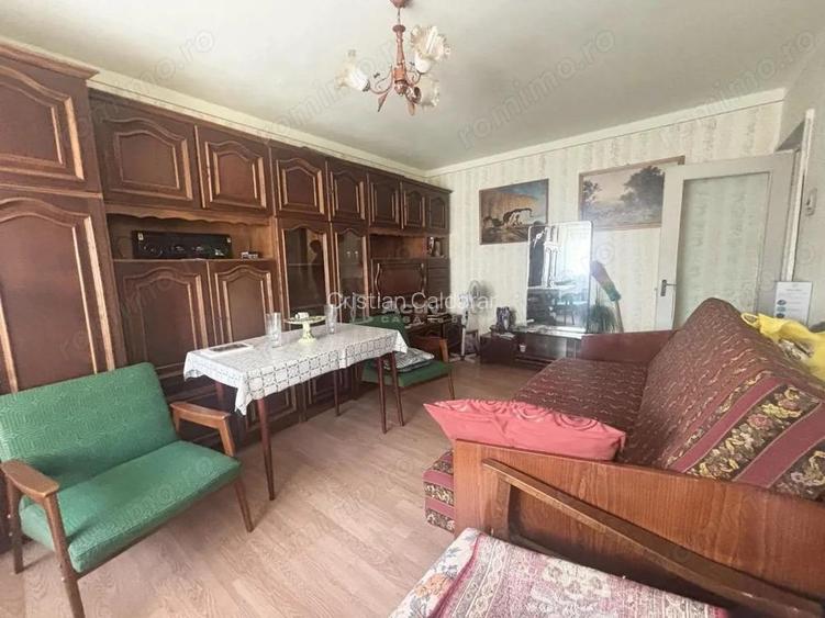 Apartament 2 camere, etaj 1, cu balcon zona Ramada Prima Shops