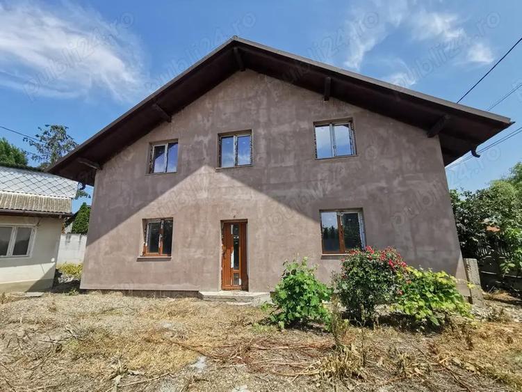 Casa de vanzare in loc Tg Trotus - 1