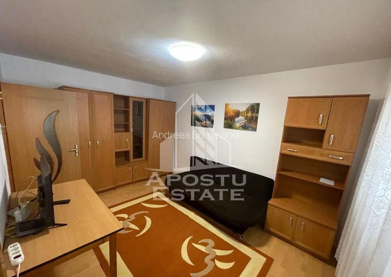 Apartament cu 1 camera, 34mp, Zona Lipovei