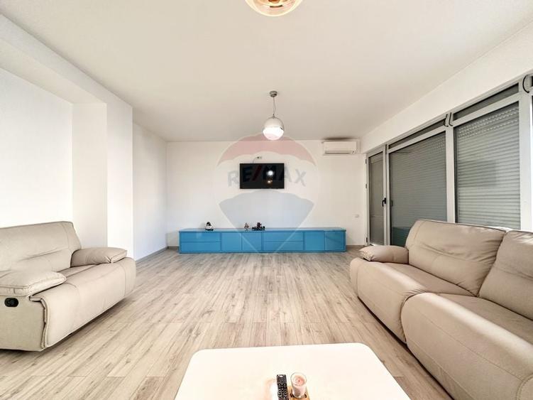 Apartament cu 4 camere de  vanzare în Quadra Residence - 4