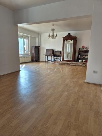 4 camere, et 3/8, SU 94 mp, bloc 1994, anvelopat/Lujerului-Virtutii - 1