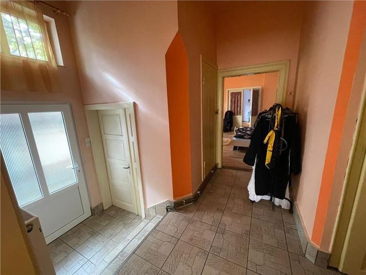 Casa singur in curte cu teren 774mp,zona Turnisor - D.D.Rosca - 8