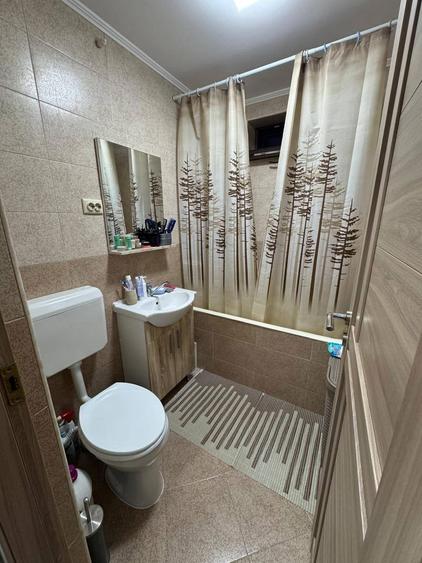 Vind apartament 2 camere,semidecomandat,et.1 din 4,renovat complet - 7