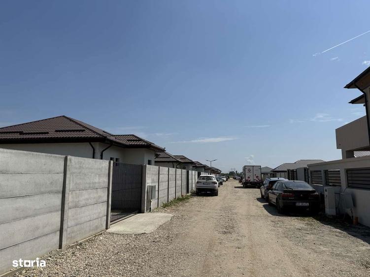 Proprietar vand case individuale cu toate utilitatile in zona Domnesti - 10