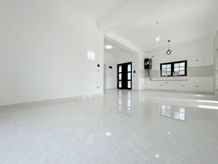 Casa P+1, 5 camere, 130 mp utili + 25mp terasa + 250 mp teren -Giroc - 6