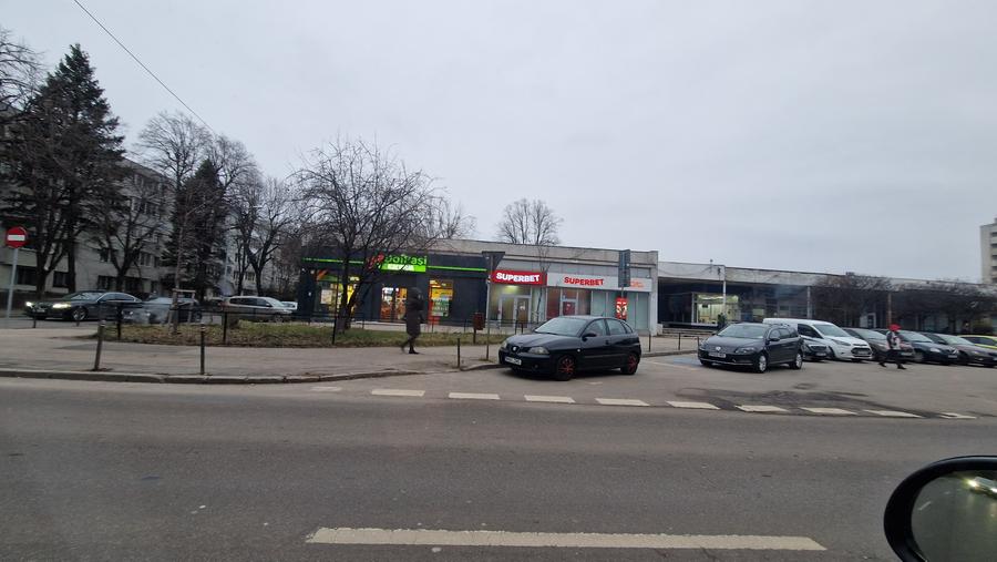 BUCURESTII NOI -PAJURA 143 MP -pret 3.700 euro - 2