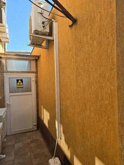 Dau in chirie Cladire birouri, ultracentral D+P+2E, 150mp pe nivel, SC tot-636 mp Inc oras , rampa, - 2