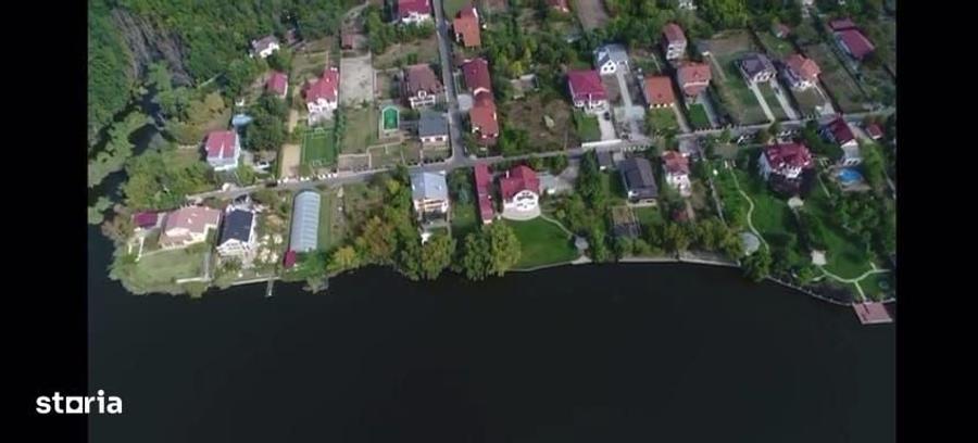 Casă cu 4 camere în Dumbrăveni