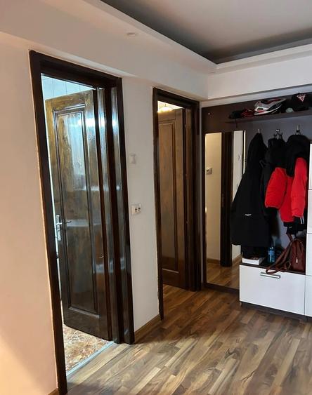 Apartament cu 2 camere, etajul 1/6, zona Tatarasi - 7